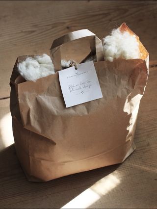 @vlna_cz má novinky v podobě vlněných filců, rohoží nebo 100g/m2 rouna, které se hodí například na zateplení včelích úlů....